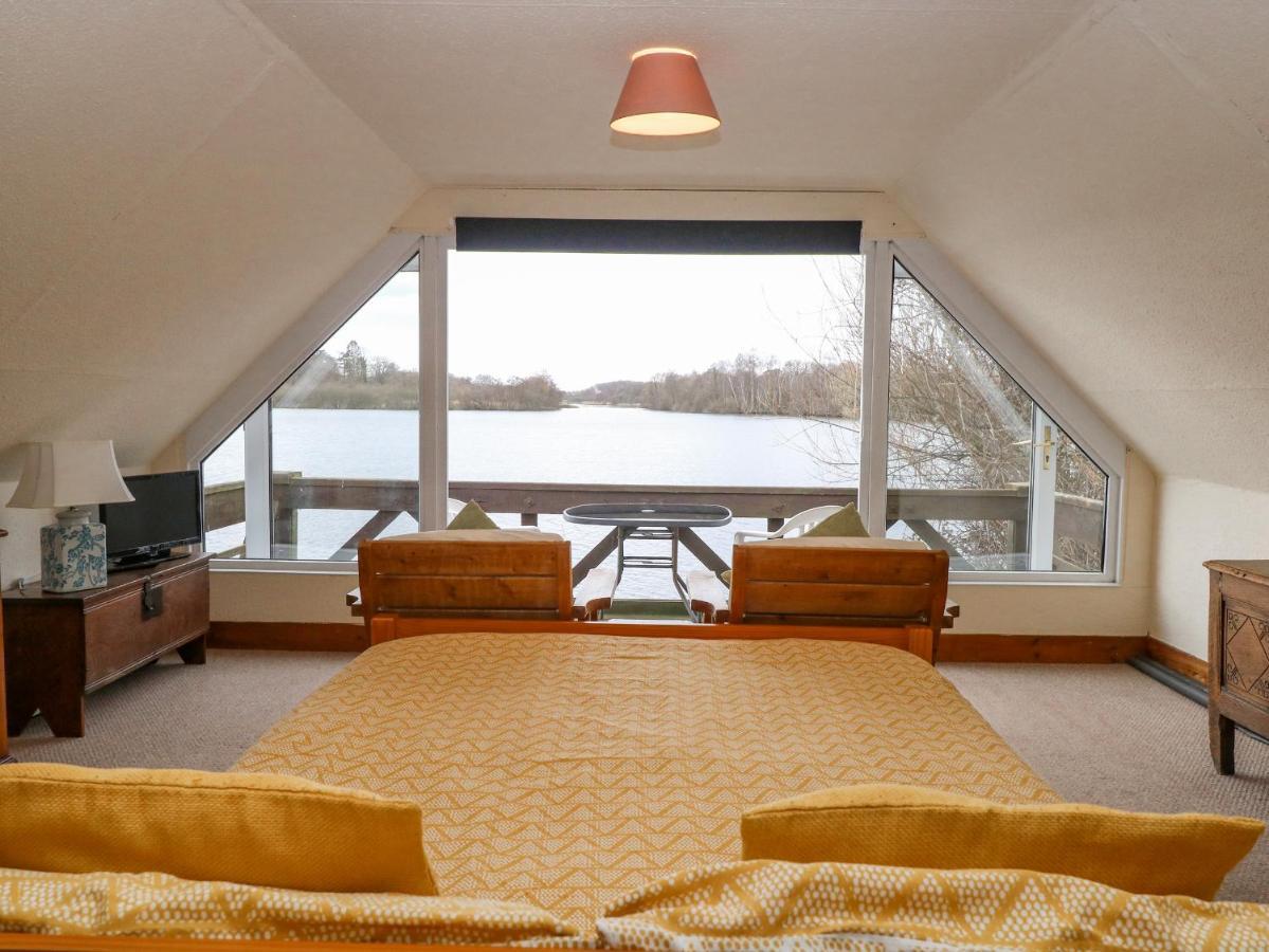 Вілла Cygnus Boathouse South Walsham Екстер'єр фото