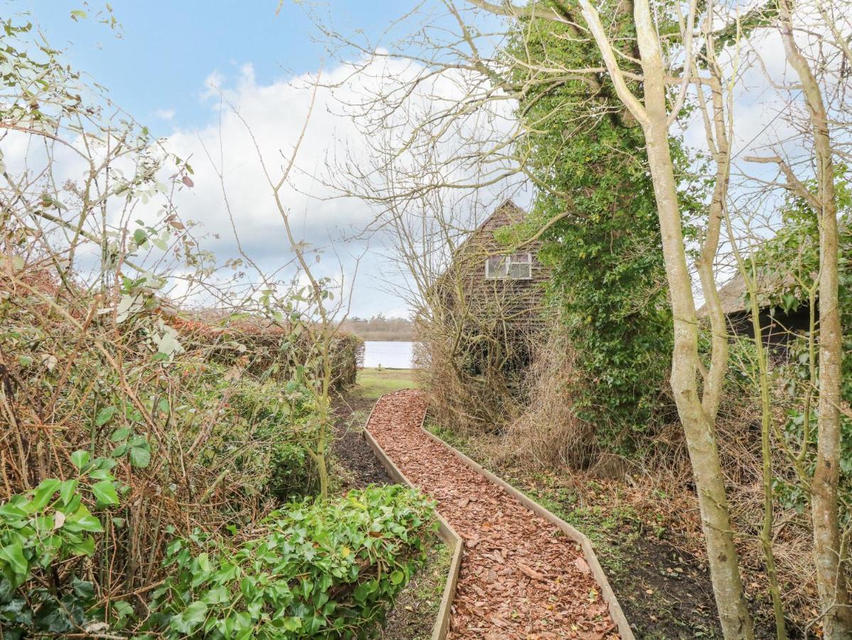 Вілла Cygnus Boathouse South Walsham Екстер'єр фото